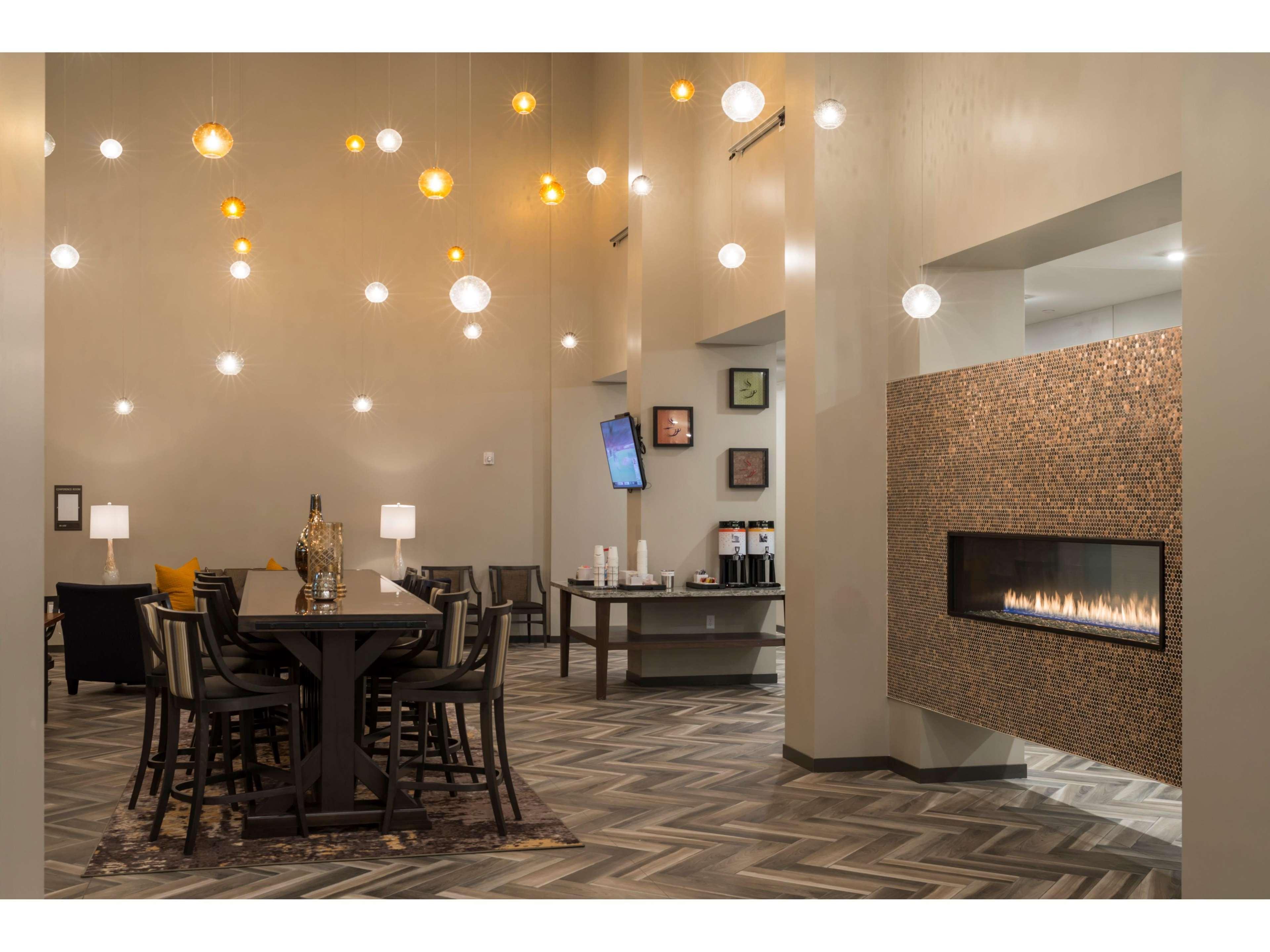 Hampton Inn And Suites Minneapolis University Area, Mn Exterior foto